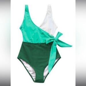Colorblock one piece bathing suit
